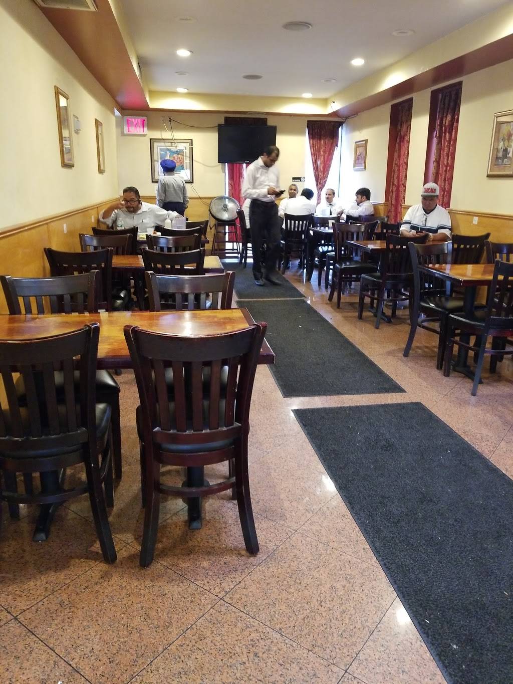 Star Light Grill | restaurant | 80-02 Astoria Blvd, Flushing, NY 11370, USA | 7185058800 OR +1 718-505-8800