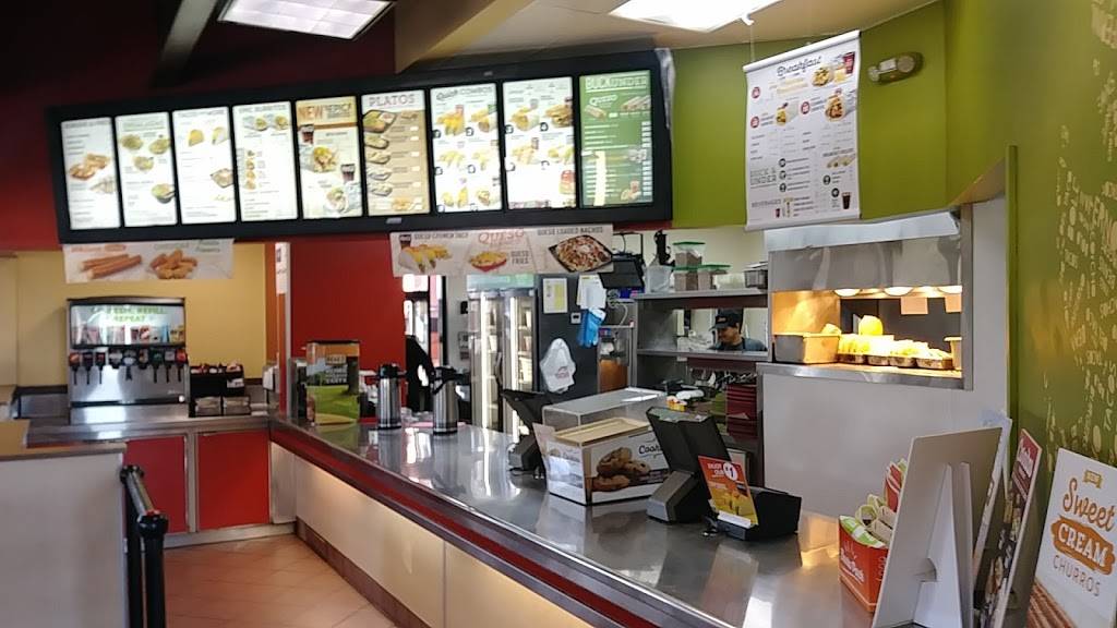 Del Taco | meal takeaway | 4131 W Ave L, Lancaster, CA 93536, USA | 6619433072 OR +1 661-943-3072