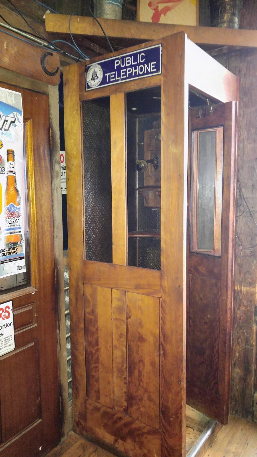 Paolas Pizza and Sports Bar | restaurant | 38015 US-26, Sandy, OR 97055, USA | 5036688058 OR +1 503-668-8058