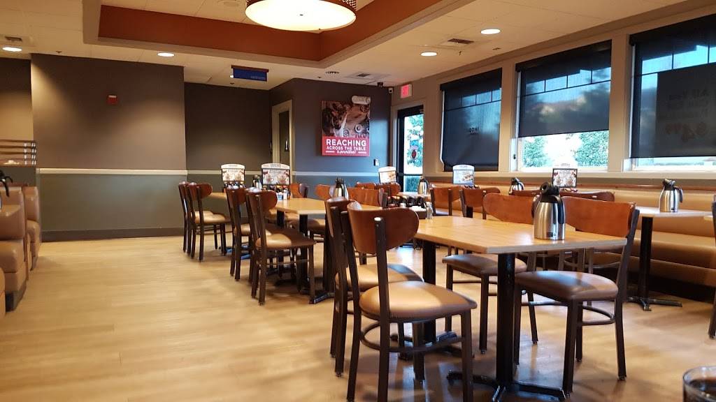 TGI Fridays | restaurant | 31900 Dyer St, Union City, CA 94587, USA | 5104892797 OR +1 510-489-2797