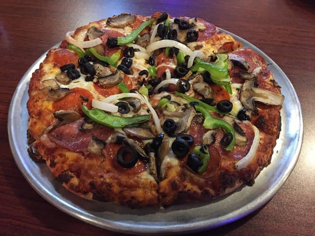 Round Table Pizza | meal delivery | 1175 Lincoln Ave, San Jose, CA 95125, USA | 4082954644 OR +1 408-295-4644