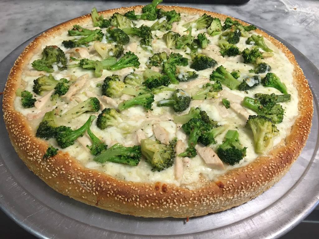 Ippolitos Cucina Italiana and Pizzeria | restaurant | 700 NJ-70, Lakewood, NJ 08701, USA | 7323630103 OR +1 732-363-0103