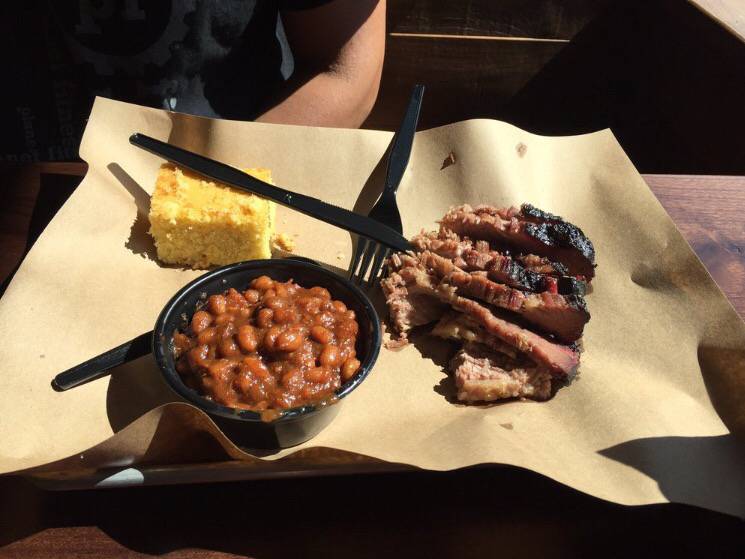 MISSION BBQ | restaurant | 365 N Dupont Hwy, Dover, DE 19901, USA | 3024014506 OR +1 302-401-4506