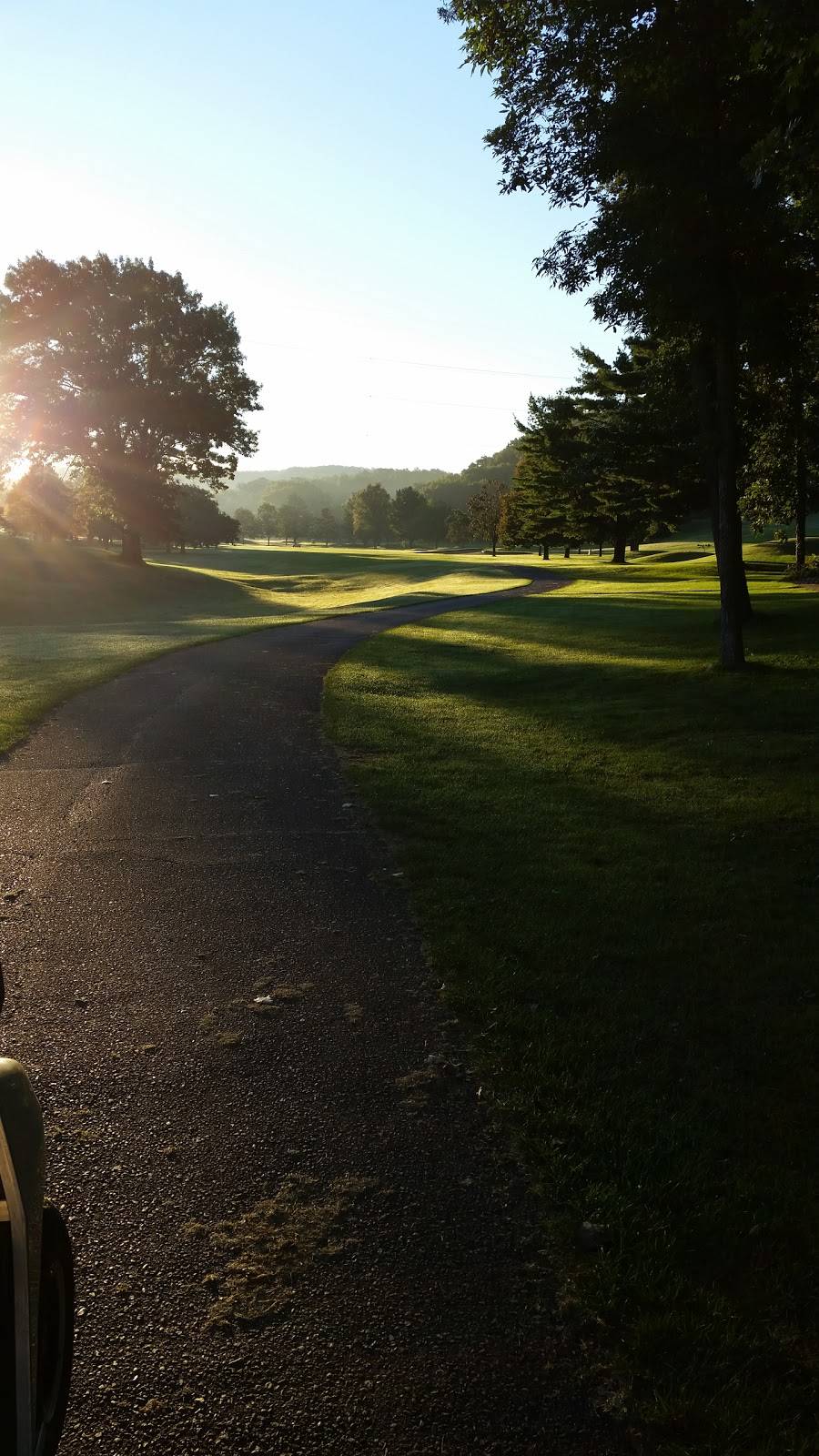 Drugans Castle Mound Country Club | restaurant | W7665 Sylvester Rd, Holmen, WI 54636, USA | 6085264144 OR +1 608-526-4144