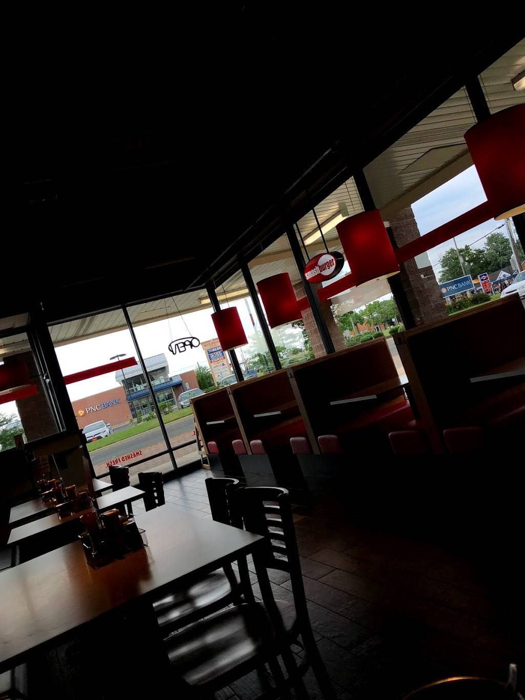 Smashburger | restaurant | 440 US-130, East Windsor, NJ 08520, USA | 6093018616 OR +1 609-301-8616