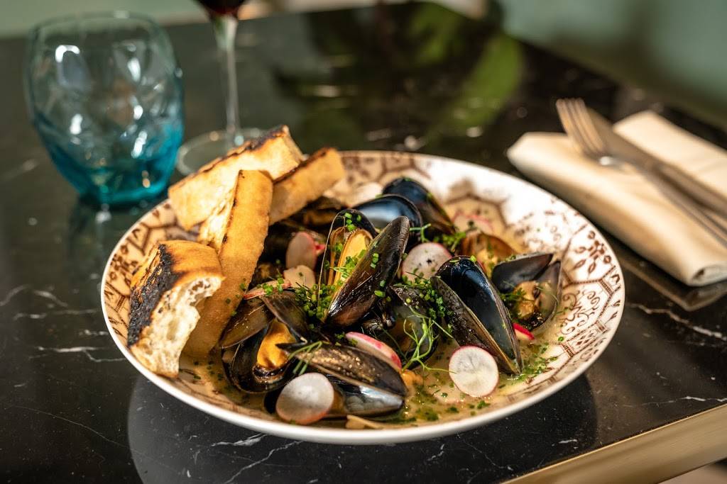 La Strega | restaurant | 3555 S Town Center Dr Ste 105, Las Vegas, NV 89135, USA | 7027222099 OR +1 702-722-2099