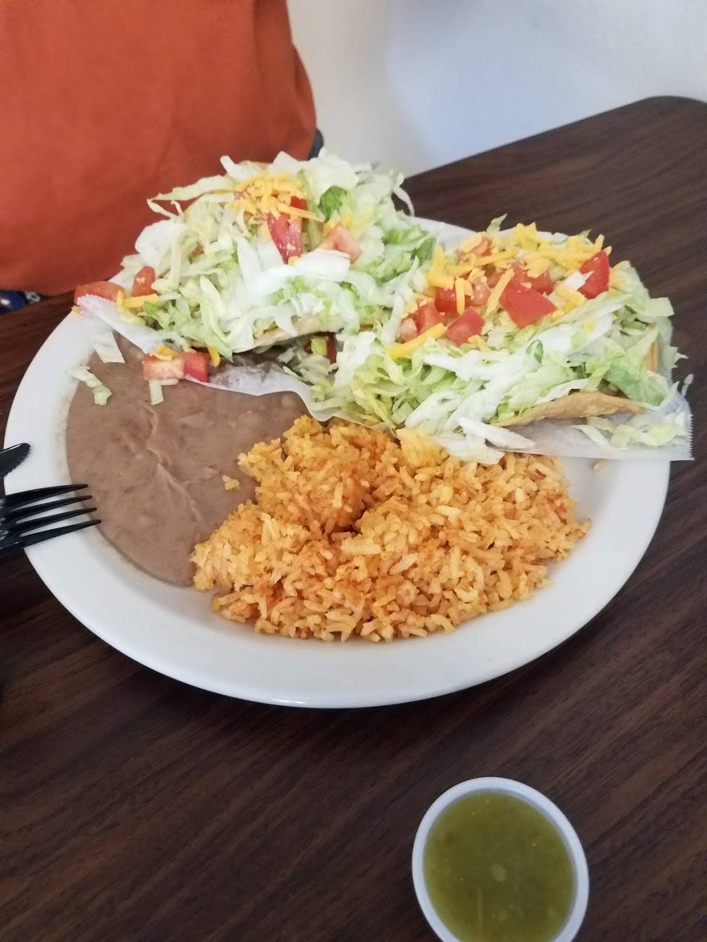 Mimas Tacos To Go | restaurant | 18100 FM306 #180, Canyon Lake, TX 78133, USA | 8309352081 OR +1 830-935-2081