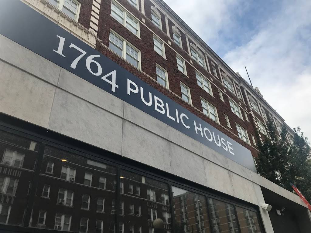 1764 Public House | restaurant | 39 N Euclid Ave, St. Louis, MO 63108, USA | 3144058221 OR +1 314-405-8221