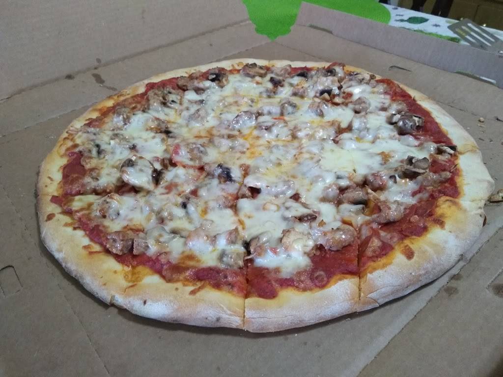 Andreas Pizza | restaurant | 7520 W Oklahoma Ave, Milwaukee, WI 53219, USA | 4143212233 OR +1 414-321-2233