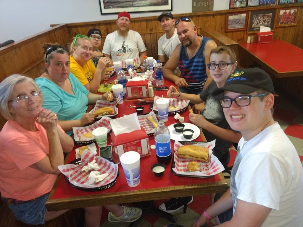 Buckeye Deli & Grocery | meal takeaway | 124 Millersburg St, Nashville, OH 44661, USA | 3303785663 OR +1 330-378-5663