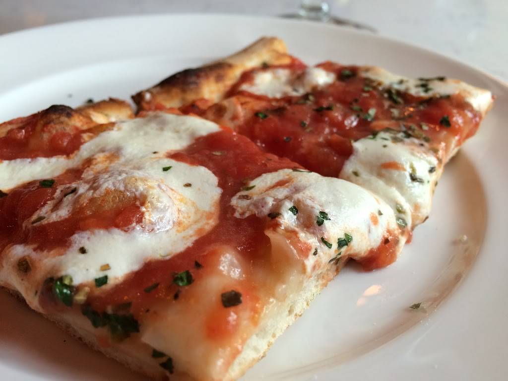 Da Ciro | restaurant | 458 Myrtle Ave, Brooklyn, NY 11205, USA | 9292959542 OR +1 929-295-9542