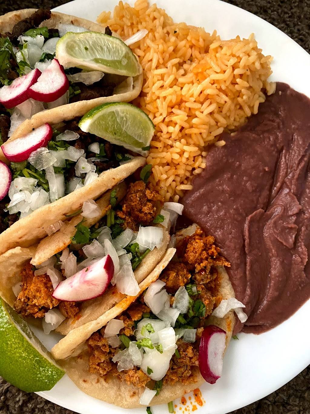 Angels Tipicos Food Truck | restaurant | 923 S George Mason Dr, Arlington, VA 22203, USA | 3012663558 OR +1 301-266-3558