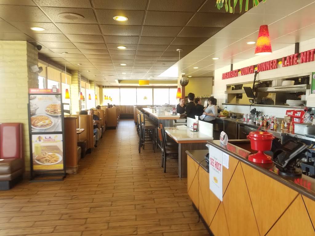 Dennys | restaurant | 702 E Highland Ave, San Bernardino, CA 92404, USA | 9098824456 OR +1 909-882-4456