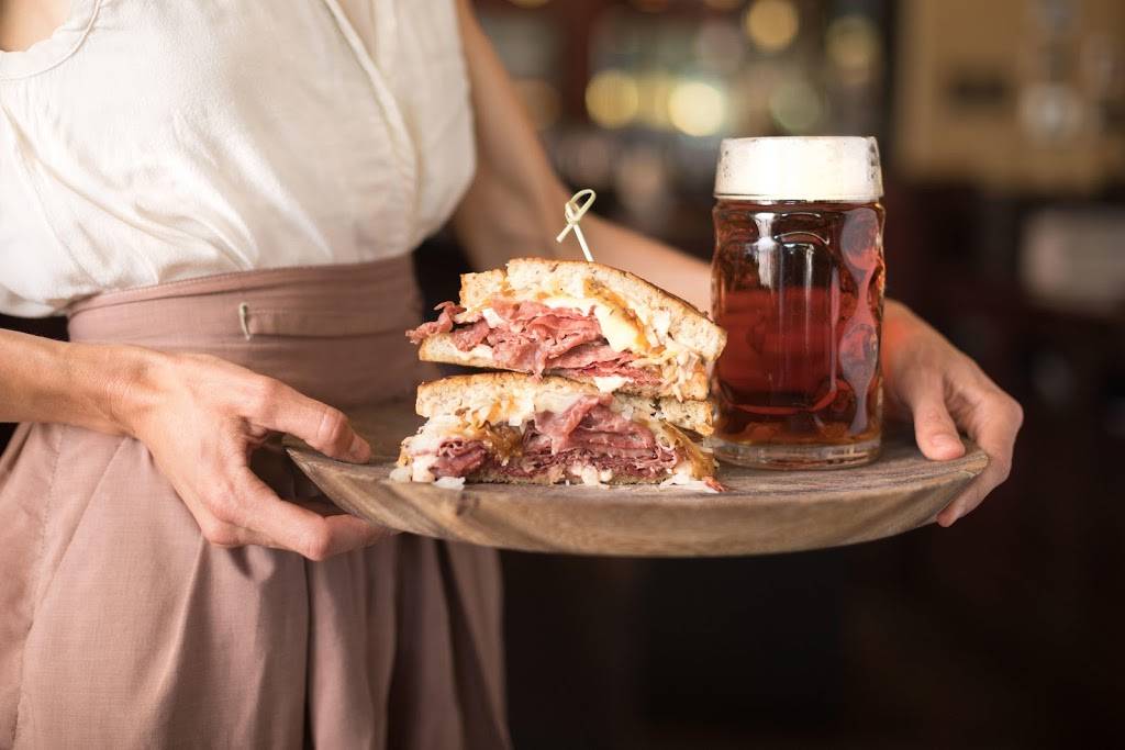 Gordon Biersch Brewery Restaurant | restaurant | 200 E Middle Ln Unit A, Rockville, MD 20850, USA | 3013407159 OR +1 301-340-7159