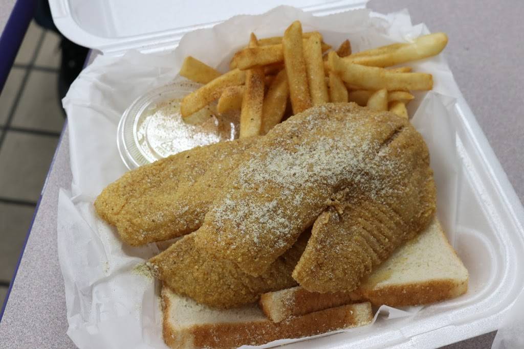 Sam Fish & Chicken | restaurant | 8200-8298 Hamilton Ave, Mt Healthy, OH 45231, USA | 5135216222 OR +1 513-521-6222