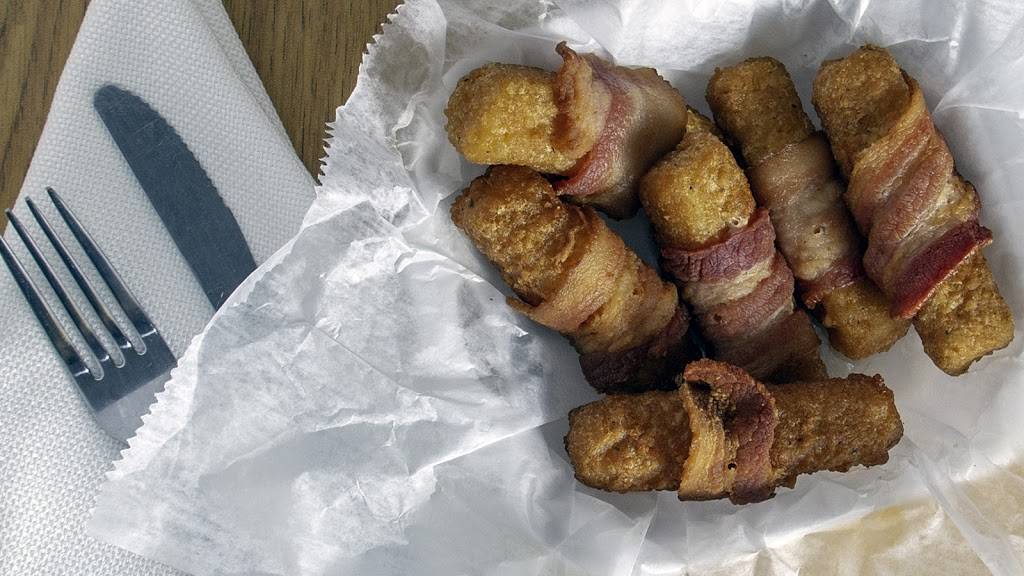 Munchies”R”Us | restaurant | 8982 Cincinnati Columbus Rd, West Chester Township, OH 45069, USA | 5138573210 OR +1 513-857-3210