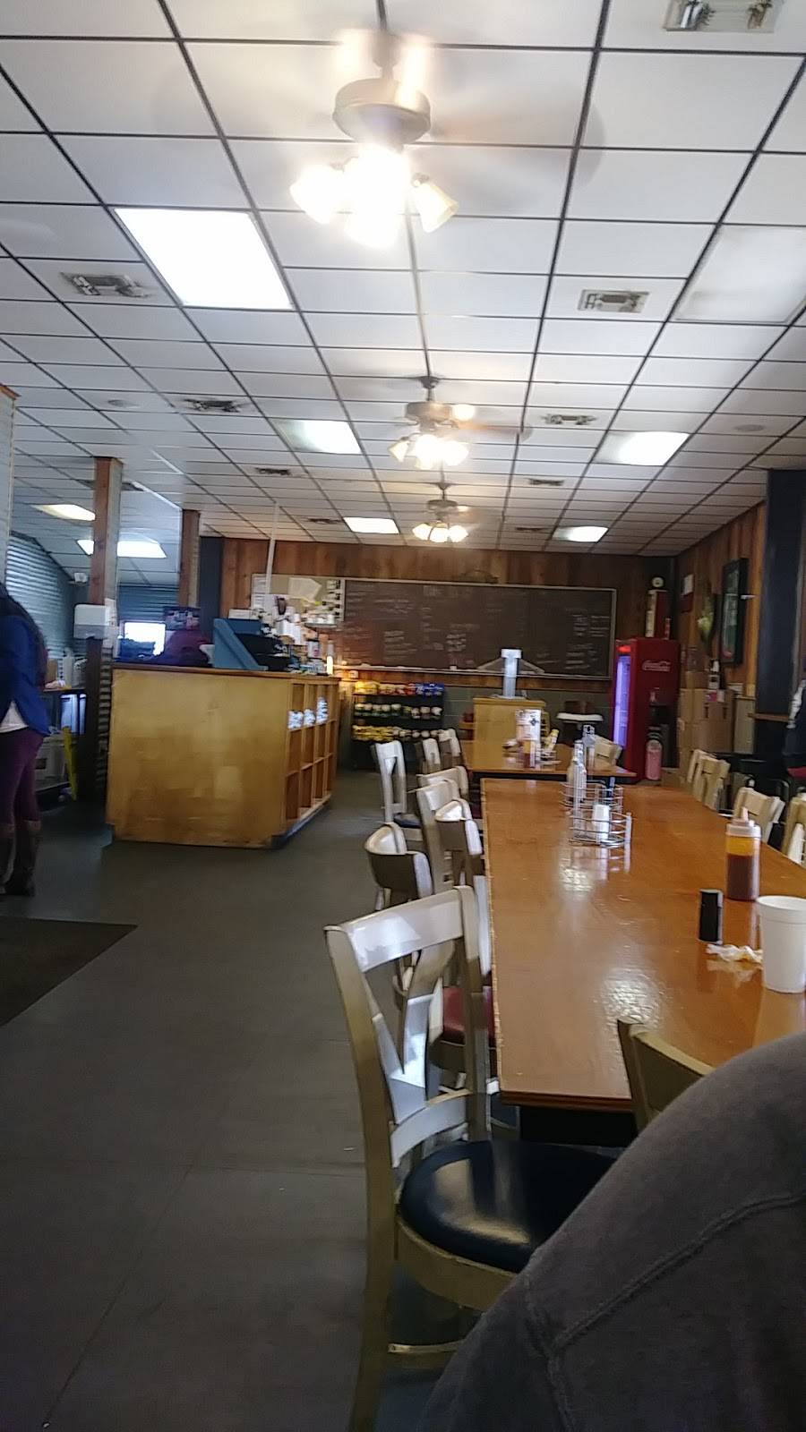 Bodacious Bar-B-Q | restaurant | 1630 Hill St, Tatum, TX 75691, USA | 9039476400 OR +1 903-947-6400