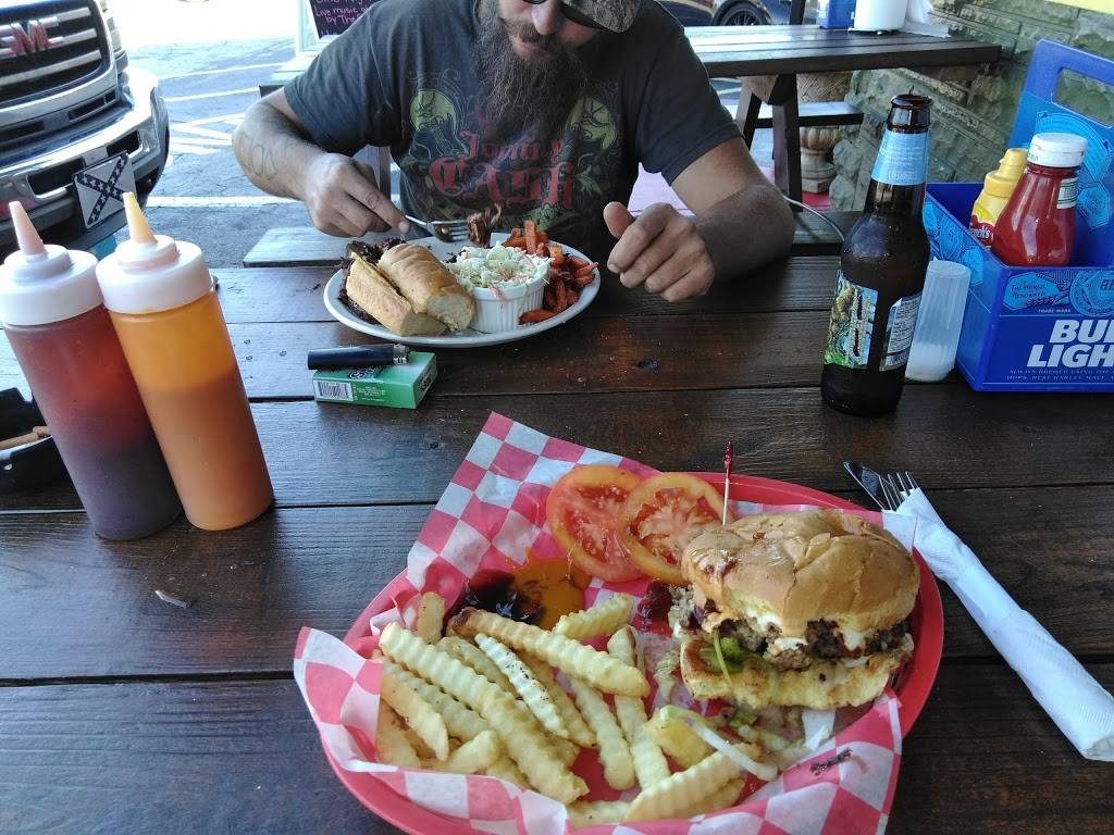 Smokin 19 | restaurant | 3080-3090 34th St N, St. Petersburg, FL 33713, USA | 7272028943 OR +1 727-202-8943