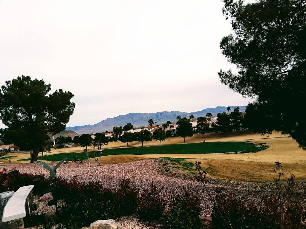 Eagle Crest | restaurant | 10303 Sun City Blvd, Las Vegas, NV 89134, USA | 8008030758 OR +1 800-803-0758