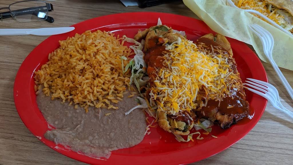 Alberto’s | restaurant | 325 Luis Estrada Rd ste. 100, Beaumont, CA 92223, USA | 9518459133 OR +1 951-845-9133