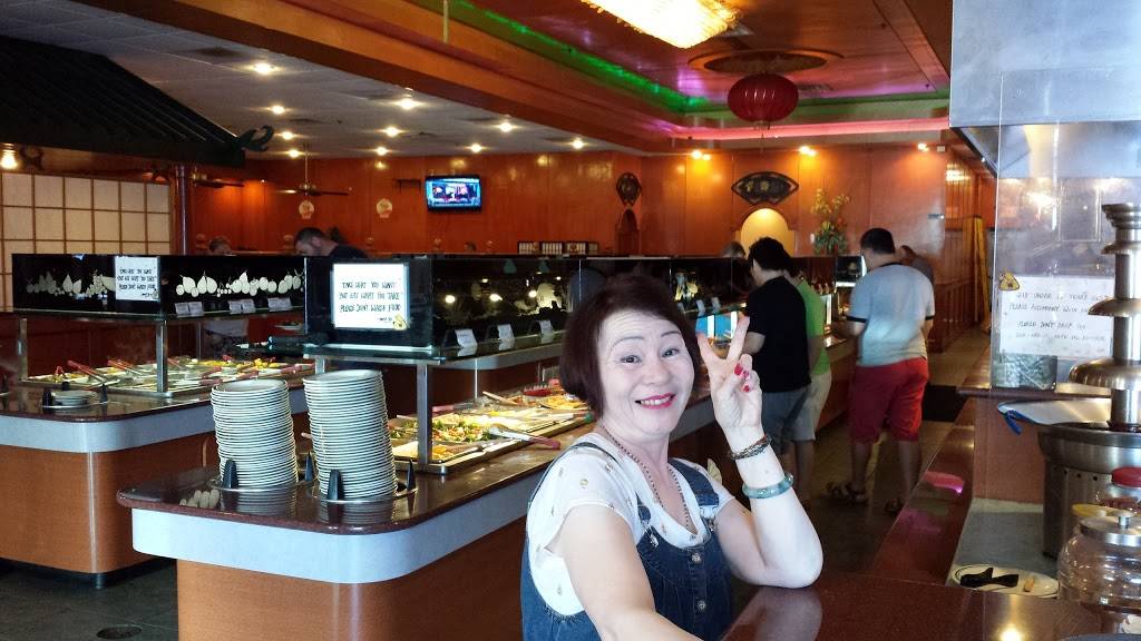 Crazy Buffet | restaurant | 701 N Burkhardt Rd, Evansville, IN 47715, USA | 8124378833 OR +1 812-437-8833