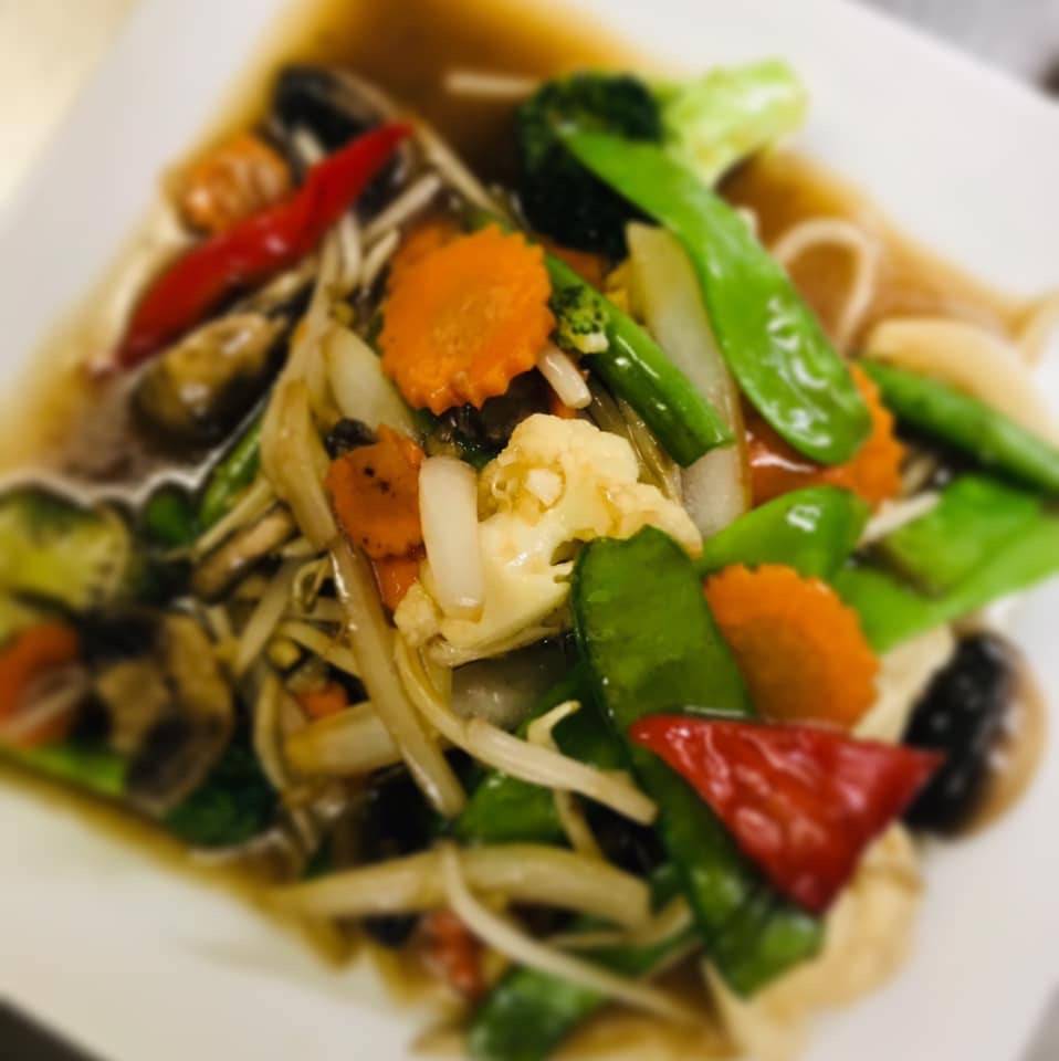 Blue Moon Thai Cuisine & Bar | restaurant | 183 Pleasant St, Attleboro, MA 02703, USA | 5082221000 OR +1 508-222-1000