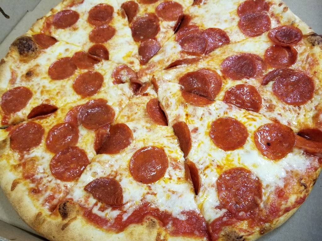 Francos Italian Restaurant | meal takeaway | 9010 Staples Mill Rd, Henrico, VA 23228, USA | 8047557500 OR +1 804-755-7500