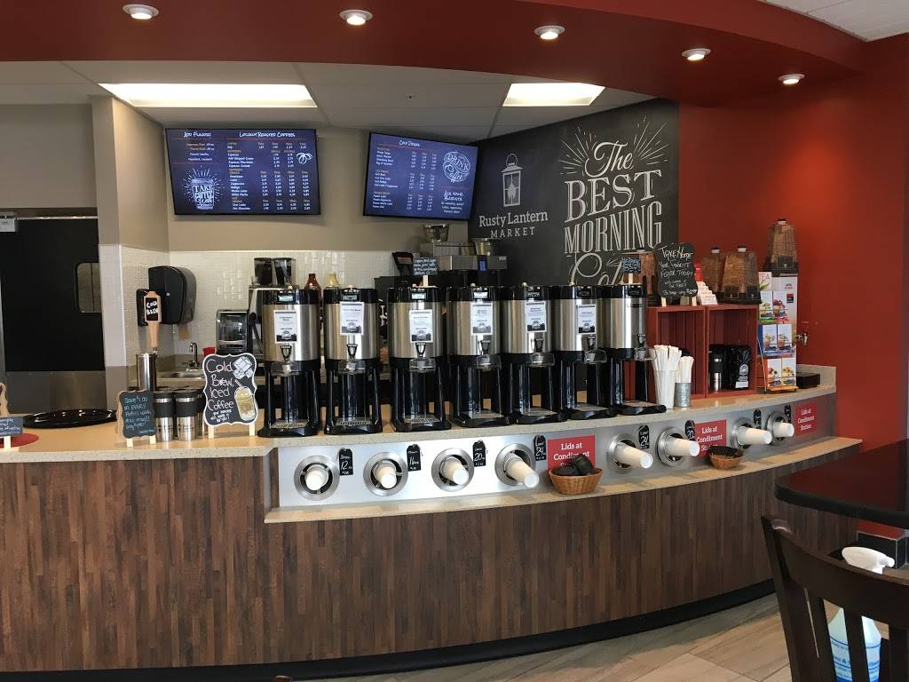 Rusty Lantern Market | restaurant | South Portland, ME 04106, USA | 2078355778 OR +1 207-835-5778