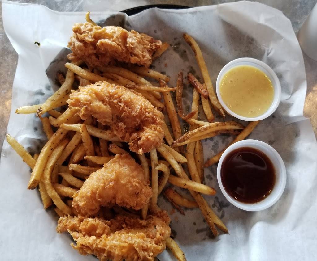 Maniacs | restaurant | 99 Seaboard Ln # 500, Brentwood, TN 37027, USA | 6153702803 OR +1 615-370-2803