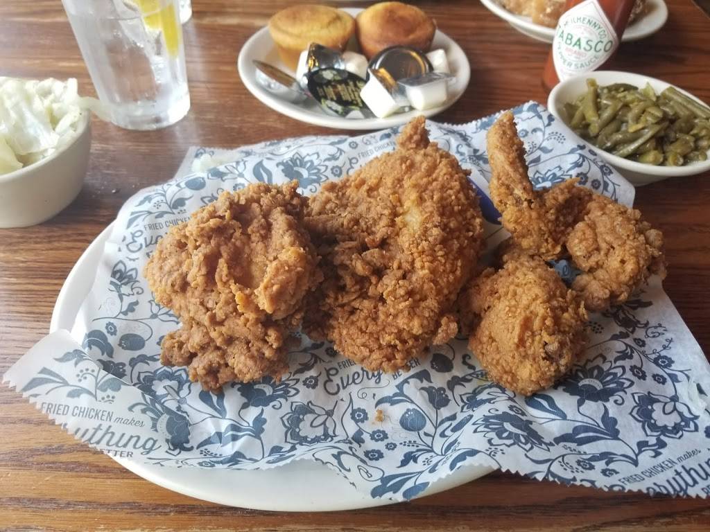 Cracker Barrel Old Country Store | restaurant | 4210 Franklin Commons Ct, Franklin, TN 37067, USA | 6157948195 OR +1 615-794-8195