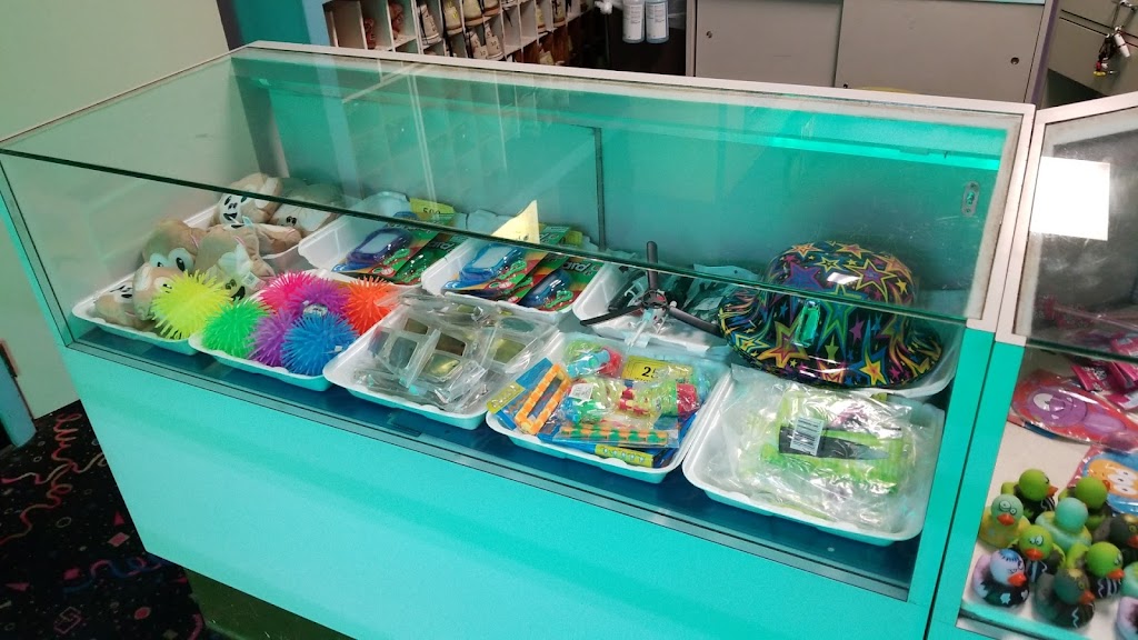 Bowling Acres | restaurant | 32 Elm St, Peterborough, NH 03458, USA | 6039241300 OR +1 603-924-1300