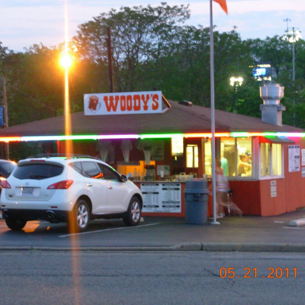 Woodys | restaurant | 2303 Fulton Rd NW, Canton, OH 44709, USA | 3304552900 OR +1 330-455-2900