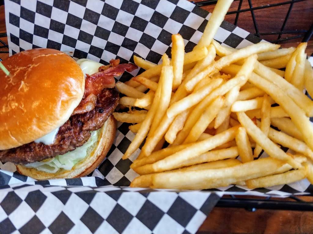 Kings Burgers and Got Sushi | restaurant | 9345 Reseda Blvd, Northridge, CA 91324, USA | 8188856456 OR +1 818-885-6456