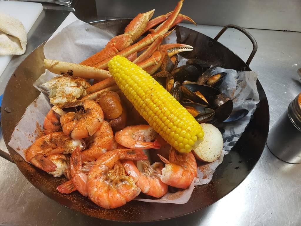 Fattys Taphouse | restaurant | 10101 Jefferson Davis Hwy, Fredericksburg, VA 22407, USA | 5406934747 OR +1 540-693-4747