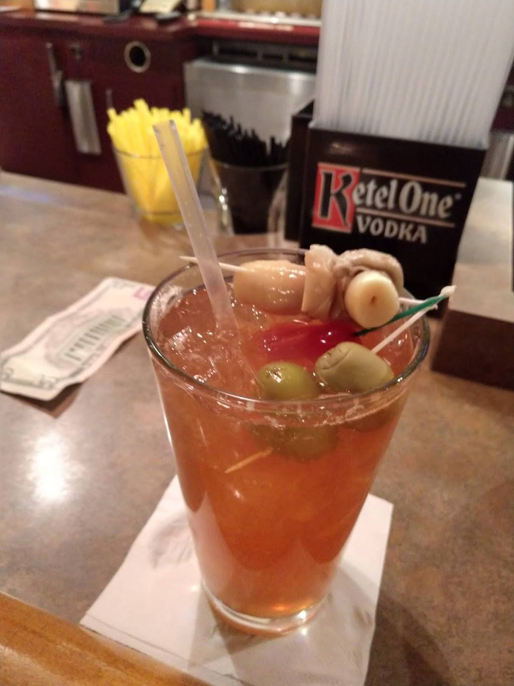 Legends Brewhouse & Eatery De Pere | restaurant | 875 Heritage Rd, De Pere, WI 54115, USA | 9203368036 OR +1 920-336-8036