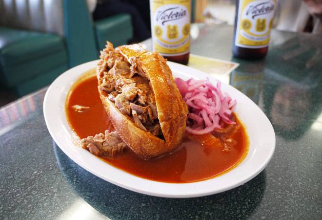 Tortas Ahogadas Guadalajara | restaurant | 6042 Santa Fe Ave, Huntington Park, CA 90255, USA | 3235873115 OR +1 323-587-3115