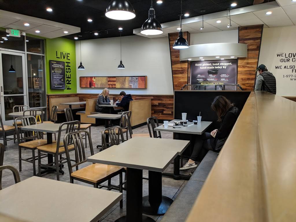 Baja Fresh Mexican Grill | restaurant | 10760 Riverside Dr, Toluca Lake, CA 91602, USA | 8187627326 OR +1 818-762-7326