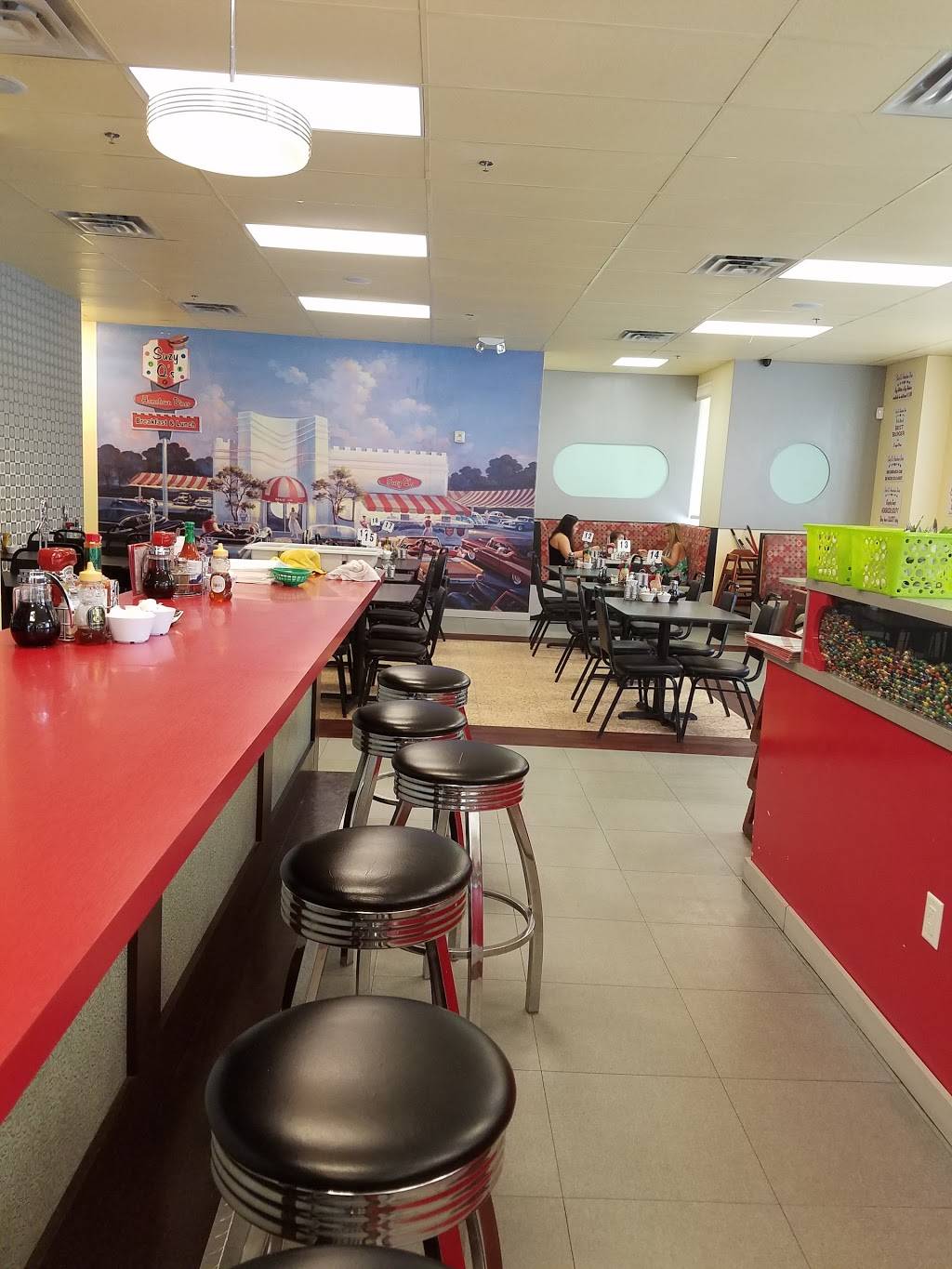 Suzy Qs Hometown Diner | restaurant | 225 Chimney Corner Ln #1001 ON in Greenwich Medical Complex, Military Trail, Jupiter, FL 33458, USA | 5618223744 OR +1 561-822-3744