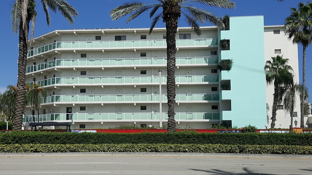 Azzurro Italian Restaurant & Bar | restaurant | 17901 Collins Ave, Sunny Isles Beach, FL 33160, USA | 3059317000 OR +1 305-931-7000