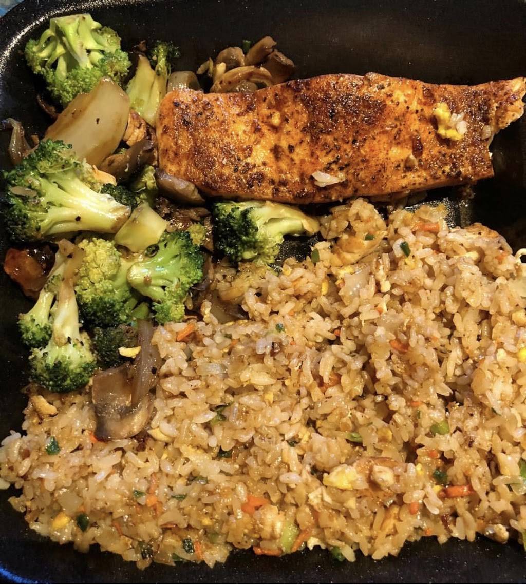 Yoshi Hibachi Grille | restaurant | 14535 Fenkell Ave, Detroit, MI 48227, USA | 3138355555 OR +1 313-835-5555