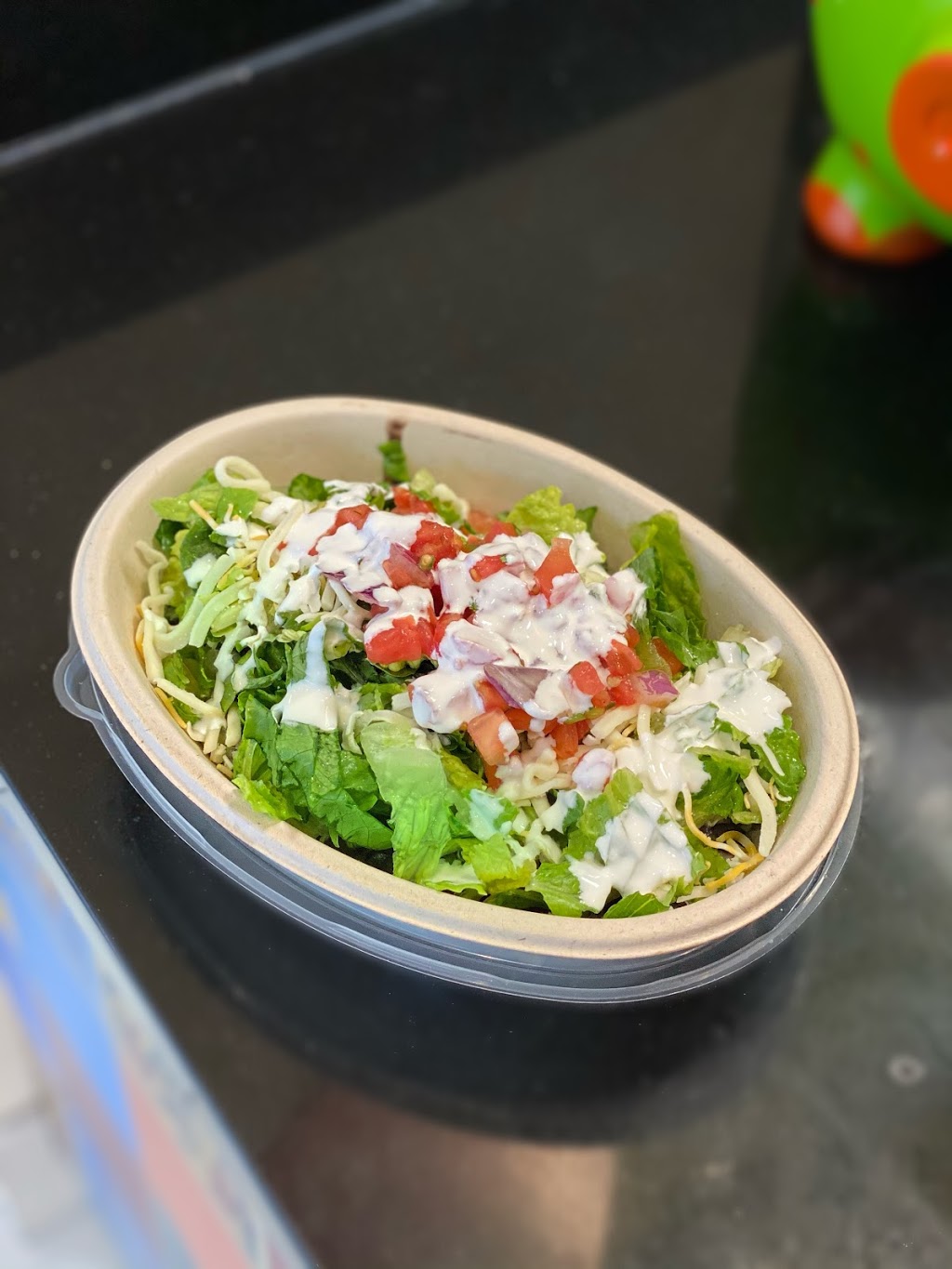 The Madres Mexican Fresh | restaurant | 1741 Palm Beach Lakes Blvd, West Palm Beach, FL 33401, USA | 5616237157 OR +1 561-623-7157