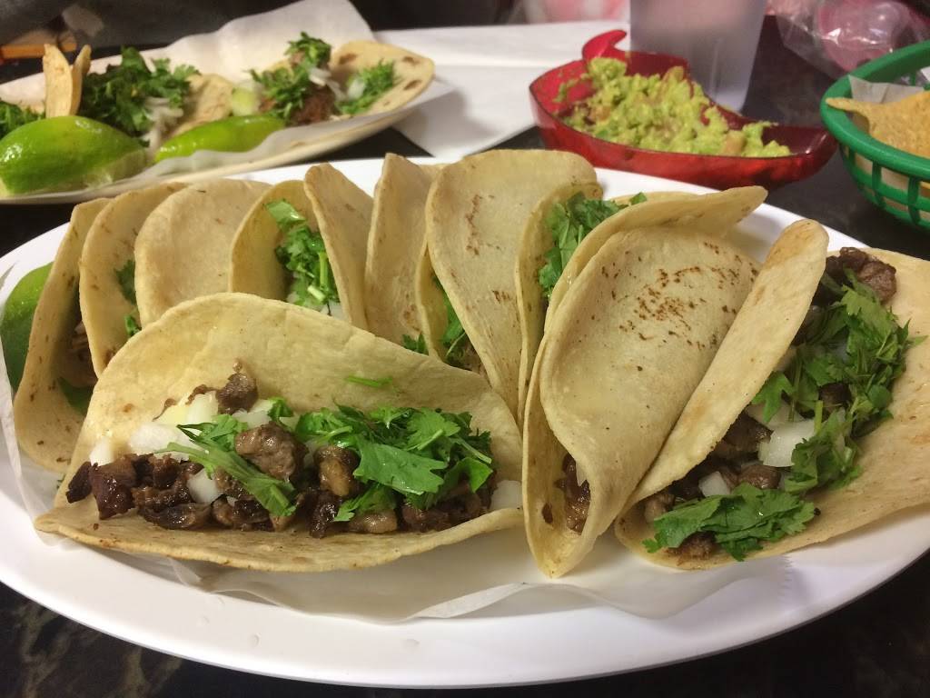 Los Dos Potrillos Mexican Restaurant | restaurant | 614 N State St, Bunnell, FL 32110, USA | 3864374078 OR +1 386-437-4078