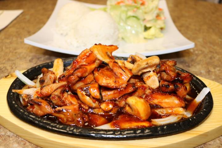 Misora Teriyaki Sushi and Wok | restaurant | 16809 Hwy 99, Lynnwood, WA 98037, USA | 4256781819 OR +1 425-678-1819