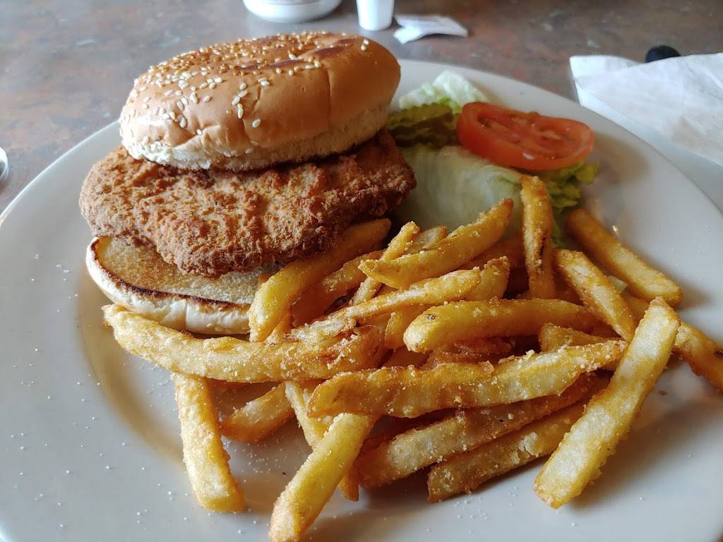 Goshen Family Restaurant | restaurant | 65585 IN-15, Goshen, IN 46526, USA | 5745334994 OR +1 574-533-4994