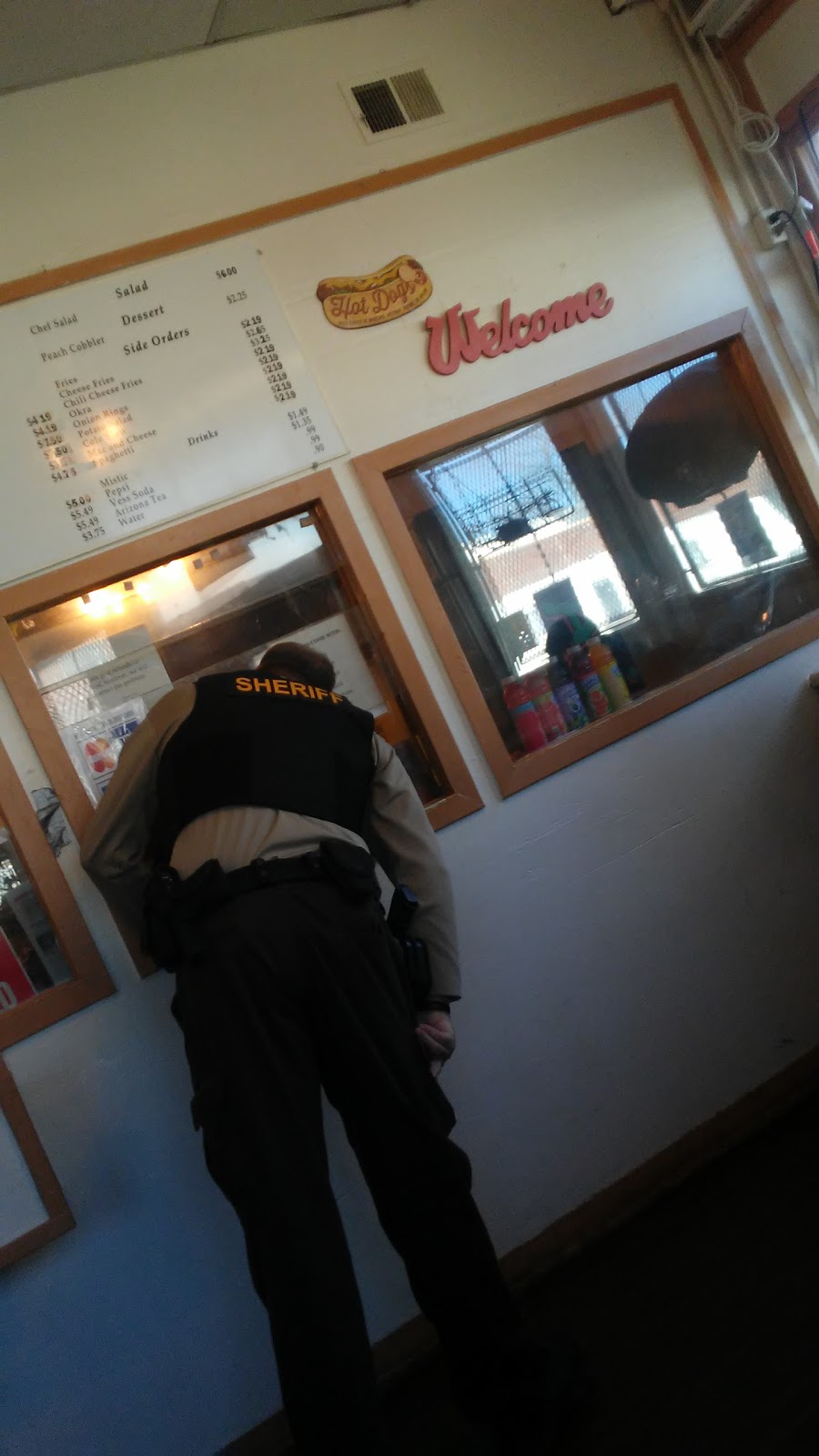 Taystee Burger | restaurant | 2700 State St, East St Louis, IL 62205, USA | 6182711722 OR +1 618-271-1722