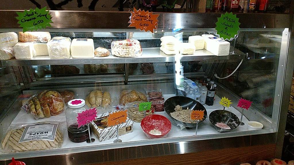 Cafe Huey | restaurant | 260 Championship Way, Harrisburg, PA 17101, USA | 7179713200 OR +1 717-971-3200