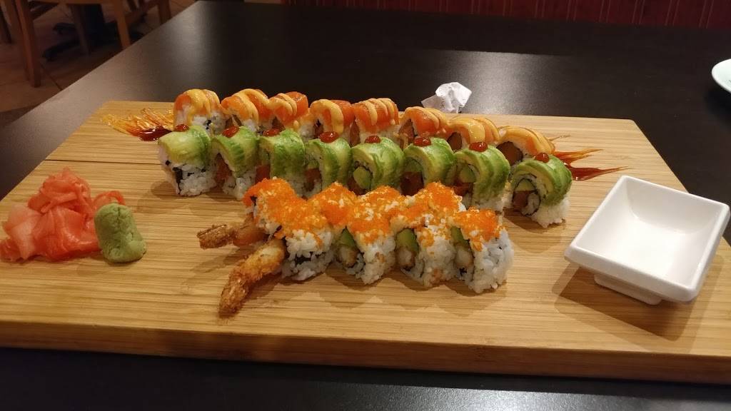 Eatiny Thai&Sushi | restaurant | 935 N Beneva Rd Suite 401, Sarasota, FL 34232, USA | 9417063848 OR +1 941-706-3848