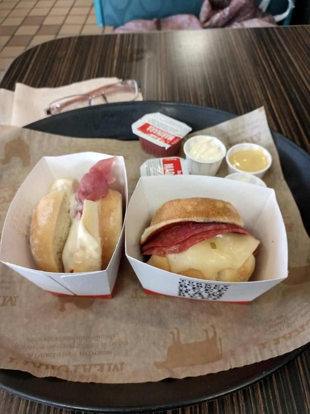 Arbys | restaurant | 5101 Jonestown Rd, Harrisburg, PA 17112, USA | 7176710420 OR +1 717-671-0420