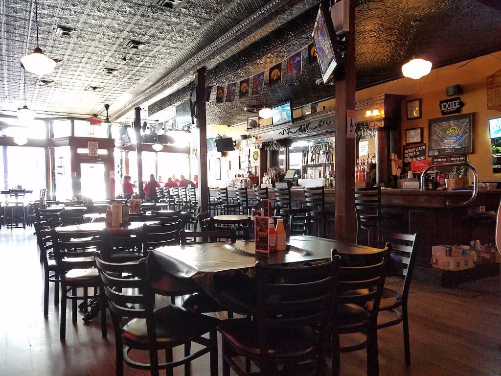 The Longest Yard | restaurant | 122 5th St, West Des Moines, IA 50265, USA | 5152741710 OR +1 515-274-1710