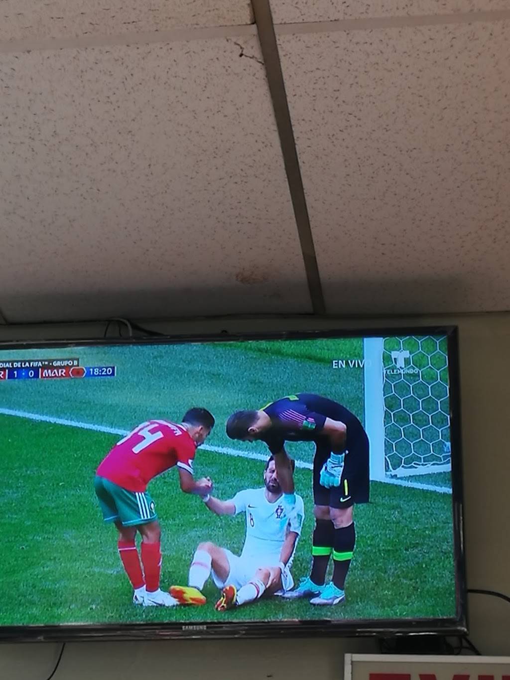 Cousins Deli | restaurant | 4102 3rd Ave, Brooklyn, NY 11232, USA | 7187686811 OR +1 718-768-6811